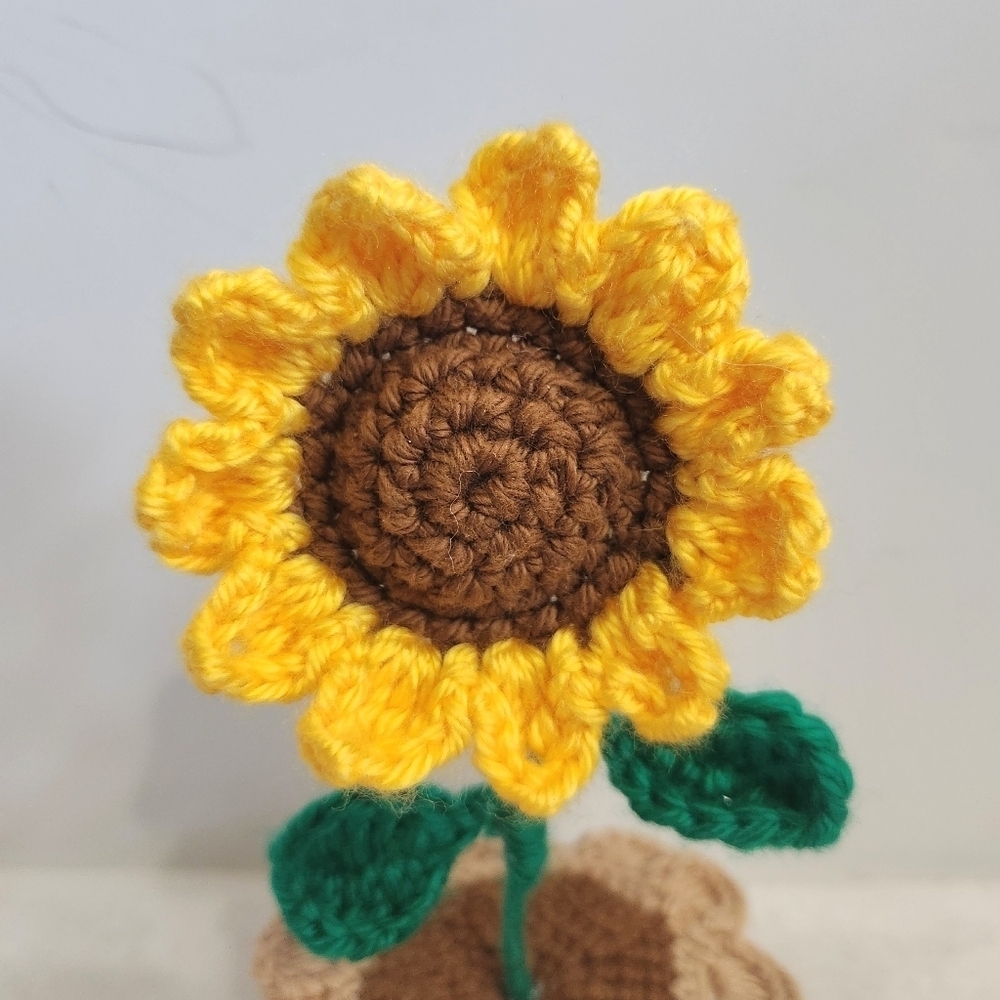 Sunflower 7" Handmade Crochet Flower Pot - Picture 4 of 8